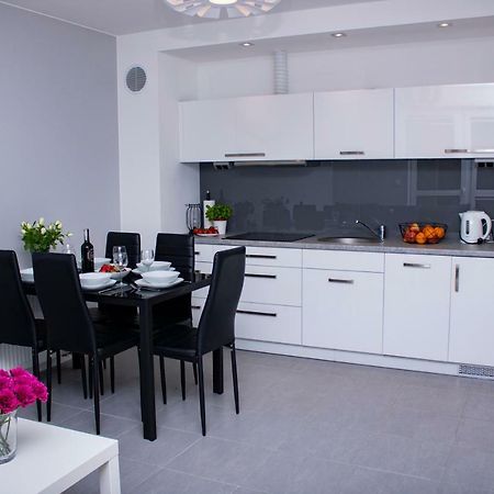 Apartament Z Ogrodkiem Trzęsacz 外观 照片