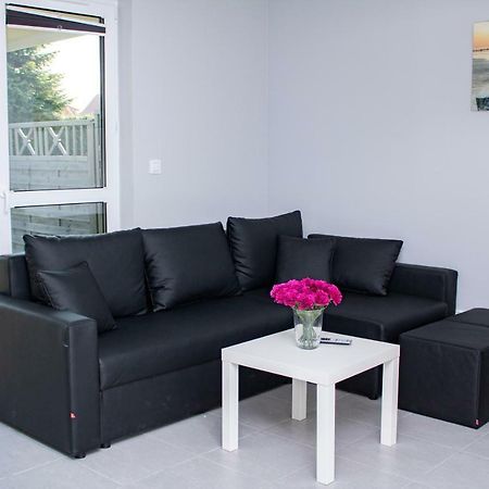 Apartament Z Ogrodkiem Trzęsacz 外观 照片