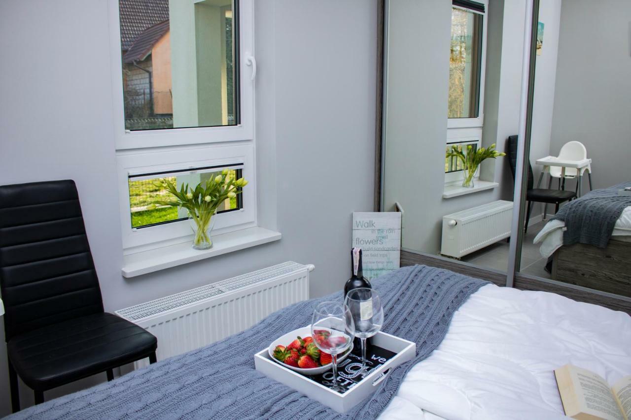 Apartament Z Ogrodkiem Trzęsacz 外观 照片
