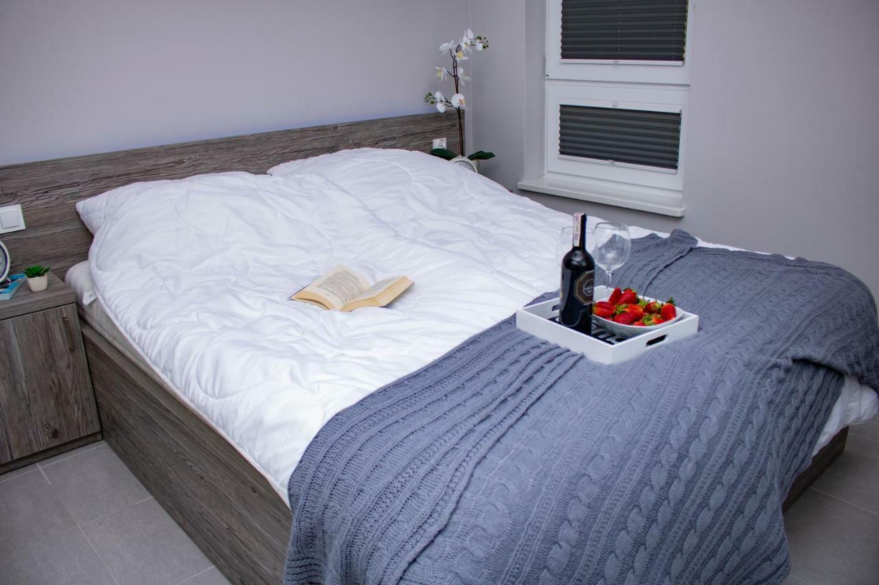 Apartament Z Ogrodkiem Trzęsacz 外观 照片
