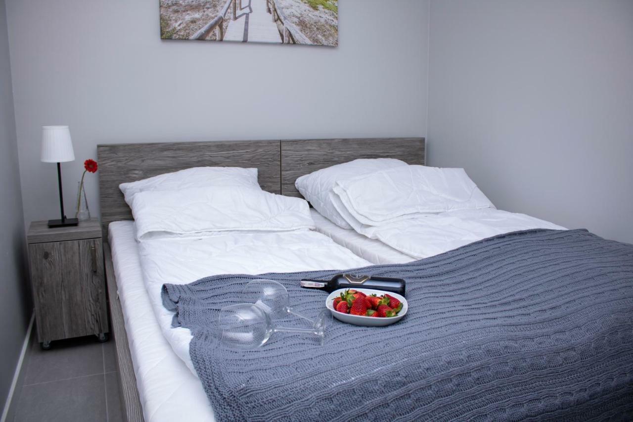 Apartament Z Ogrodkiem Trzęsacz 外观 照片