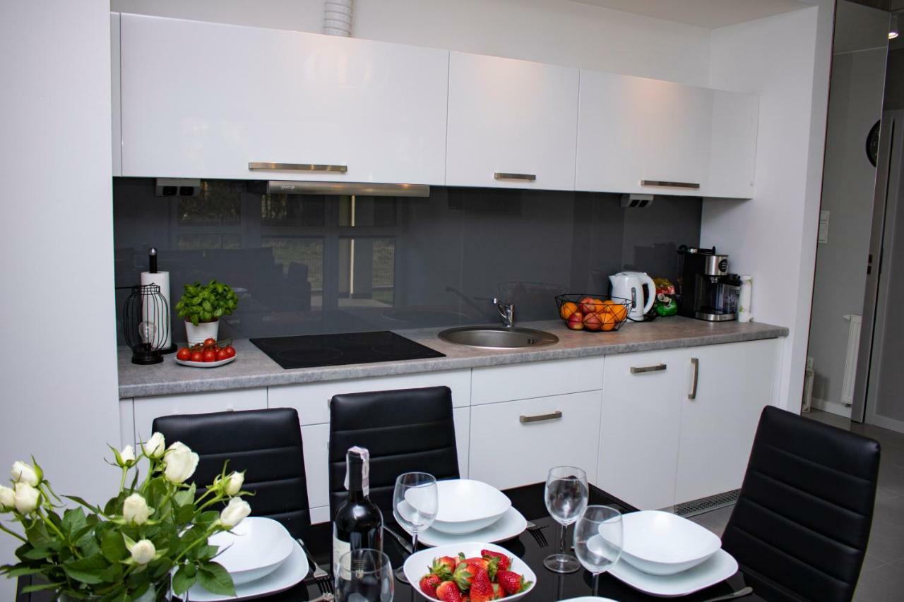 Apartament Z Ogrodkiem Trzęsacz 外观 照片