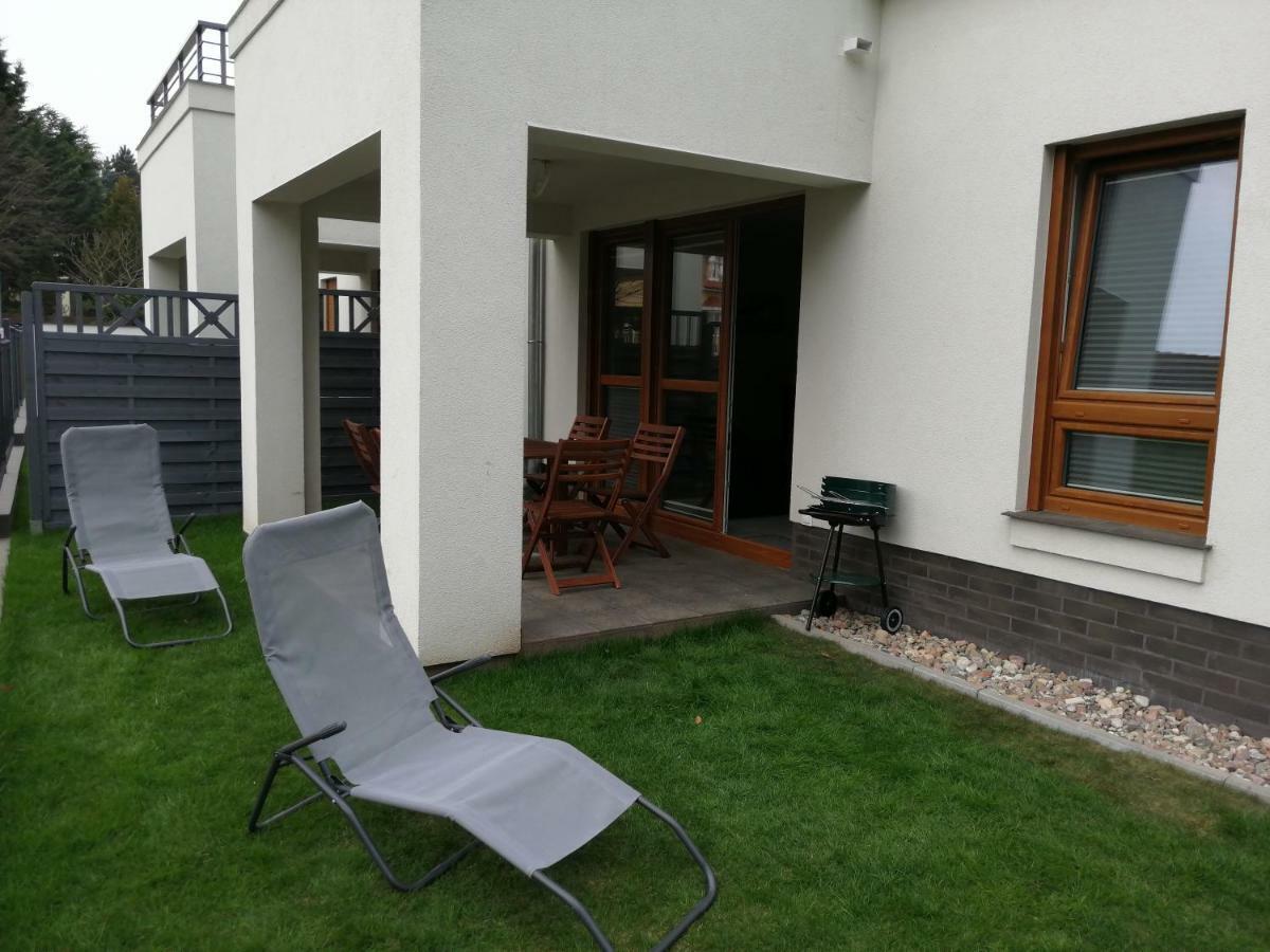 Apartament Z Ogrodkiem Trzęsacz 外观 照片